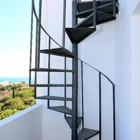 Apartalux Gold Oasis